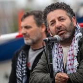 El directivo de GSF, Saif Abukeshek, durante la rueda de prensa de la Global Sumud Flotilla. Lorena Sopêna / Europa Press