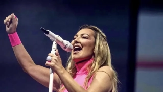 Amaia Montero rompe su silencio y desmiente los rumores sobre su salida de La Oreja de Van Gogh: "Hemos vuelto de verdad" Amaia Montero rompe su silencio y desmiente los rumores sobre su salida de La Oreja de Van Gogh: "Hemos vuelto de verdad"