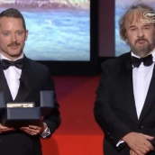 Peter Jackson recibe la Palma de Oro honorífica en Cannes de manos de Elijah Wood, desatando la nostalgia de 'El Señor de los Anillos' Peter Jackson recibe la Palma de Oro honorífica en Cannes de manos de Elijah Wood, desatando la nostalgia de 'El Señor de los Anillos'