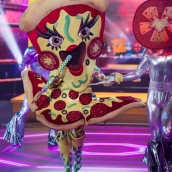 actuacion pizza 96.jpg actuacion pizza 96.jpg