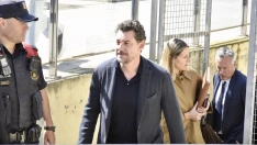 Jonathan Andic, el hijo del fundador de Mango, a su salida del Juzgado de Instrucción 5 de Martorell EUROPAPRESS