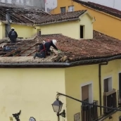 Esta mañana se ha a destruido gran parte del tejado del edificio