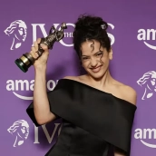 Rosalía denuncia la desigualdad en la industria al recibir su Ivor Novello: "Hay escritores sobresalientes que no serán tan reconocidos como merecen"