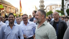 EuropaPress 7525947 presidente vox santiago abascal junto candidato vox presidencia junta