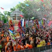 El calor no frena el Aplec del Caragol de Lleida, que vivió su jornada central con miles de peñistas y ambiente festivo en los Camps Elisis (Aplec.org)