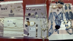 Imagen de la joyas de la caja fuerte de Zapatero (UDEF)