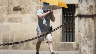 El calor anómalo se instala en España  máximas de hasta 40 grados y noches tropicales hasta la próxima semana (EuropaPress)