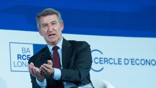 El presidente del PP,  Alberto Núnez Feijóo en el Circle d'Economia 2025. David Zorrakino / Europa Press