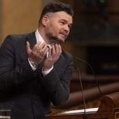 El portavoz de ERC en el Congreso, Gabriel Rufián, durante una sesión plenaria extraordinaria, en el Congreso de los Diputados