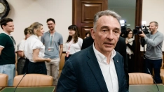 El diputado de Sumar Enrique Santiago. Carlos Luján / Europa Press
