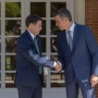 El lehendakari Imanol Pradales con Pedro Sánchez en La Moncloa.