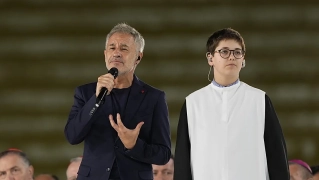 Emoción en Barcelona: la Escolanía de Montserrat y Sergio Dalma conmueven en la visita del papa León XIV Emoción en Barcelona: la Escolanía de Montserrat y Sergio Dalma conmueven en la visita del papa León XIV