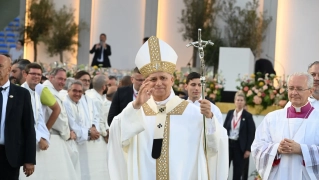 El Papa León XIV durante la celebración de la Santa Misa multitudinaria. Eros Santana / ACFI / Europa Press