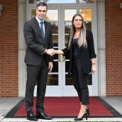 Sánchez y la portavoz de Junts, Miriam Nogueras, en La Moncloa