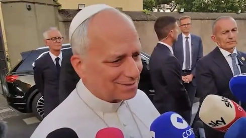 El Papa León XIV en Castel Gandolfo tras su viaje a España: "Invité al diálogo y a no insultar a la oposición"