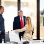 El presidente de Estados Unidos, Donald Trump, junto a la primera ministra italiana, Giorgia Meloni, durante la reciente cumbre del G7. White House