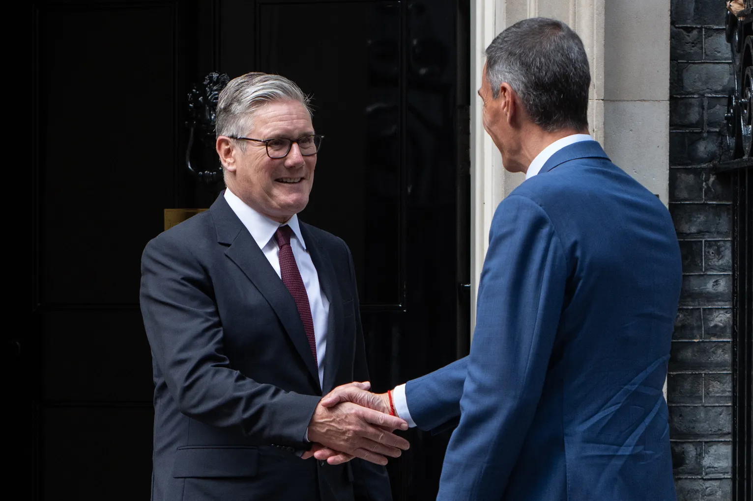 EuropaPress 6931524 presidente gobierno pedro sanchez saluda primer ministro britanico keir EuropaPress 6931524 presidente gobierno pedro sanchez saluda primer ministro britanico keir