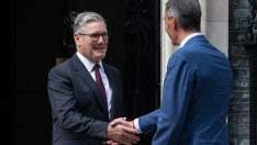El saliente primer ministro británico, Keir Starmer, recibiendo a Pedron Sánchez en su visita oficial el pasado mes de septiembre. Thomas Krych / Europa Press