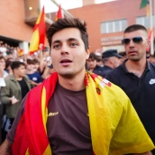 El agitador ultra Vito Quiles en la concentración 'España combativa' el pasado octubre en la Universidad Pablo Olavide de Sevilla. Francisco J. Olmo / Europa Press
