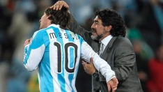 Messi junto a Diego Armando Maradona. (Fuente: RTVE)