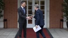 Pedro Sánchez junto a Alberto Núñez Feijóo.