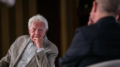 El expresidente del Gobierno de España, Felipe González, durante un encuentro institucional y político con el presidente de Castilla-La Mancha, Emiliano García-Page en Toledo. Juanma Jiménez / Europa Press