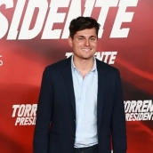 El agitador ultra, Vito Quiles, durante la premier de la película 'Torrente Presidente'. José Ruiz / Europa Press