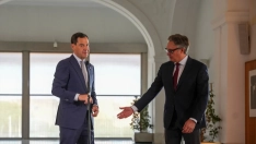 Juanma Moreno confiesa que no está "contento" con el pacto con Vox y que barajó nuevas elecciones, pero asegura que "el interés general estuvo por encima" | María José López / Europa Press