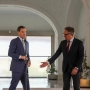 Juanma Moreno confiesa que no está "contento" con el pacto con Vox y que barajó nuevas elecciones, pero asegura que "el interés general estuvo por encima" | María José López / Europa Press
