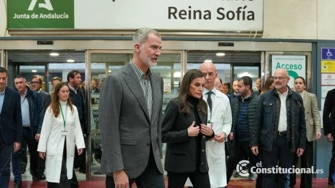 EuropaPress 7231895 reyes felipe vi letizia desplazado hospital universitario reina sofia