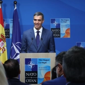 El presidente del Gobierno, Pedro Sánchez, durante una rueda de prensa en la anterior cumbre de la OTAN en La Haya. Imagen de archivo: Pool Moncloa/Fernando Calvo El presidente del Gobierno, Pedro Sánchez, durante una rueda de prensa en la anterior cumbre de la OTAN en La Haya. Imagen de archivo: Pool Moncloa/Fernando Calvo