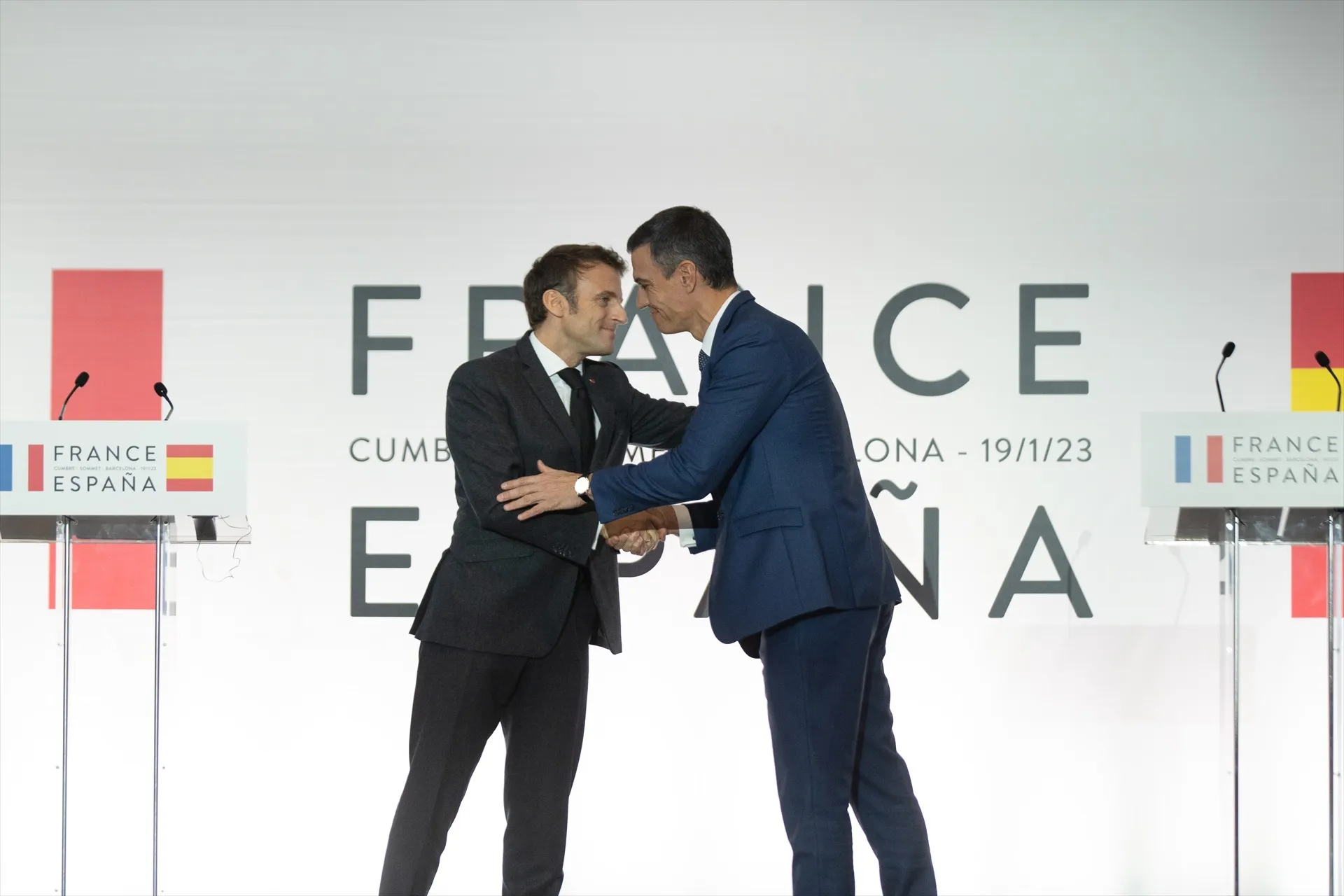 EuropaPress 4934871 presidente francia emmanuel macron presidente gobierno pedro sanchez posan
